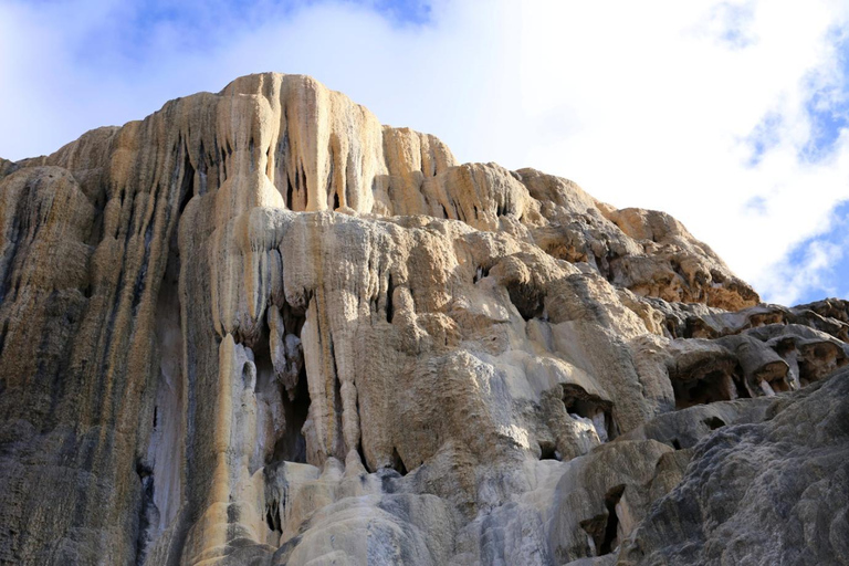 瓦哈卡专属自驾之旅：探索沸水镇瓦哈卡私人包车之旅：探索沸水镇