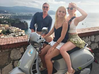 Амальфитанское побережье: тур на Vespa на закате с местным гидом