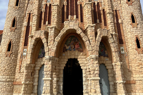 Visite de Bodegas Viejas avec dégustation + Château de La Mola