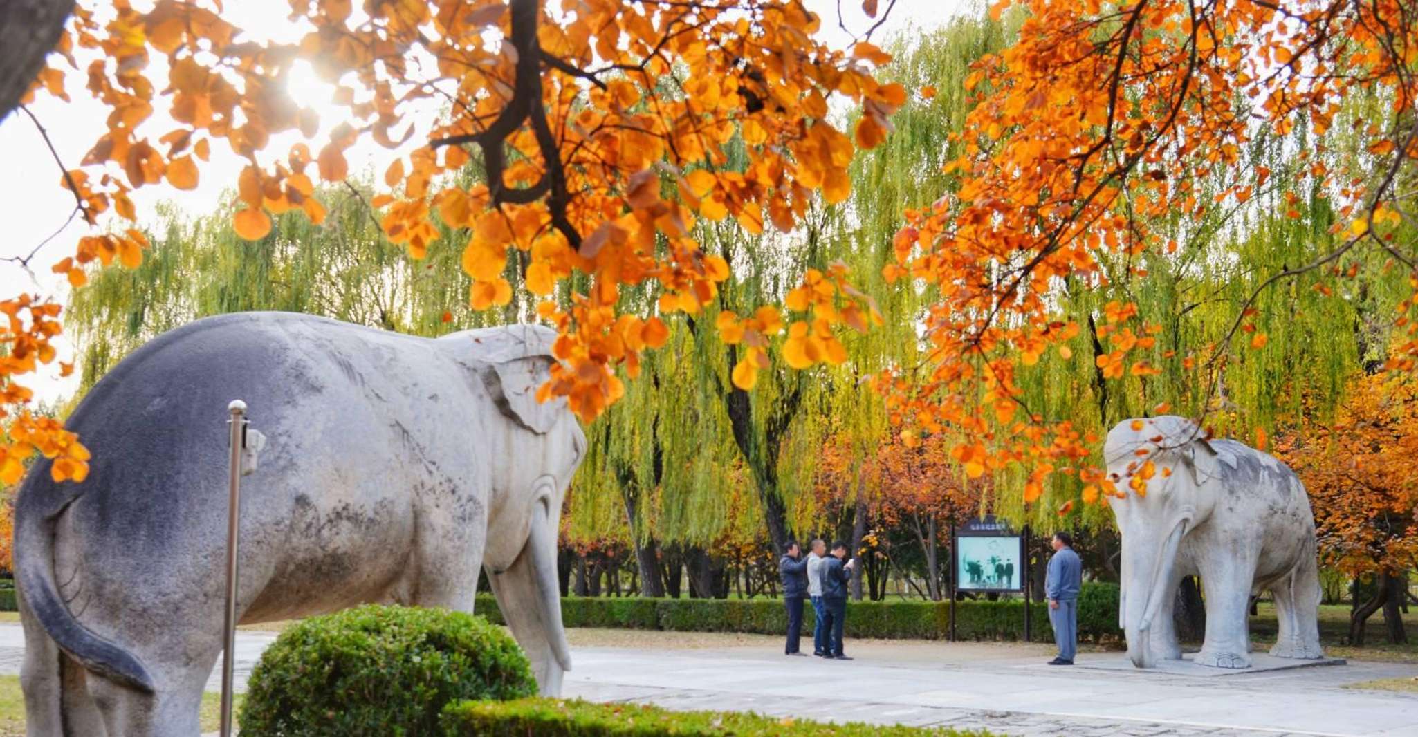 Juyongguan长城、神圣道路和Ming墓 - Hizvo