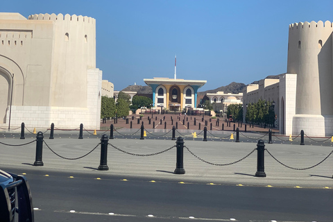 Muscat: Privé Hoogtepunten de bezienswaardigheid van de oude stad