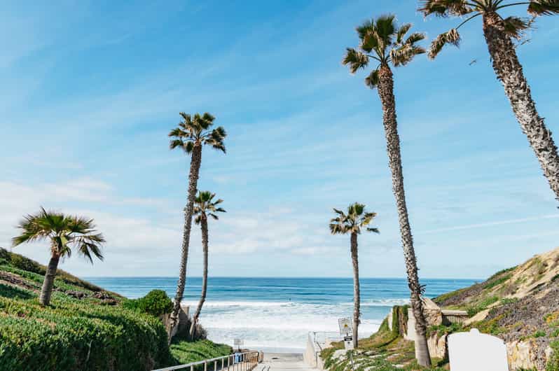 Solana Beach Leçon de surf privée avec planche et combinaison de