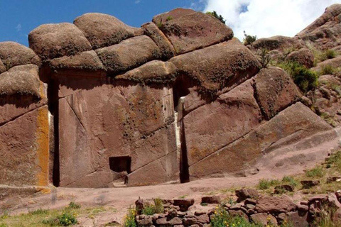 Puno: Aymara Route and Titicaca Castle |Entrance|