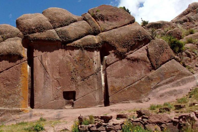 Puno: Aymara Route and Titicaca Castle |Entrance|