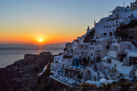 Santorin : visite de l'île en bus et croisière au crépuscule