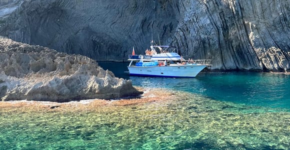Premier Cruises – NUR 12 PERSONEN – Höhlen, Schnorcheln, Tapas & Getränke