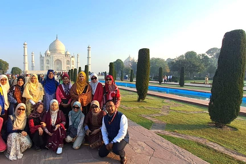 Taj Mahal Senior-vriendelijke tour met comfort en zorgVanuit Agra: alles inbegrepen