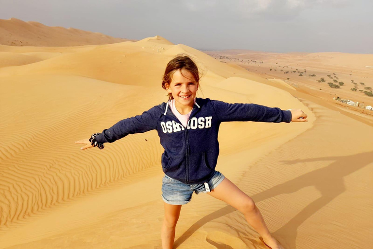 Muscat: Desert Overnight Camping, Wadi & Ibra Village & Souk