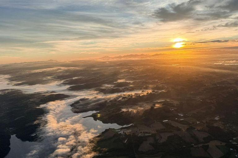 Foz do Iguaçu: Hot Air Balloon Ride with Panoramic View