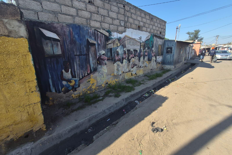Maputo: Mafalala Food & Culture Walking Tour with Lunch Mafalala Walk & Lunch