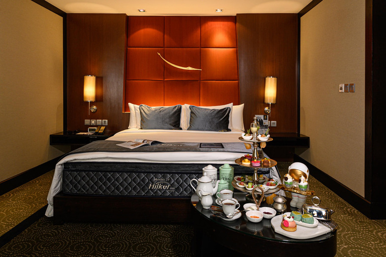 Bangkok: Banyan Tree Hotel Staycation Packages 1 Night in Horizon Room + THB4,500 F&B Credit