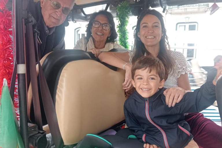 Tour privati di Lisbona in tuk-tuk 100% elettricitour privati di Lisbona in tuk-tuk 100% elettrici