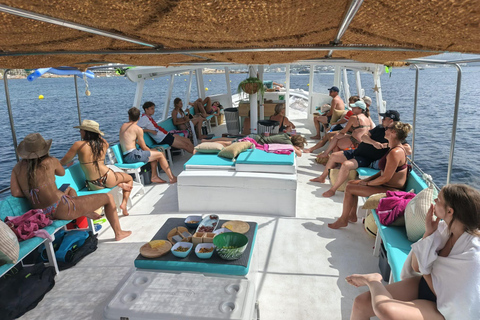 Ibiza: Boat Cruise with Tapas, Drinks & Cova Santa Entry