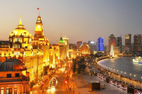 Discover the Shanghai Bund: A Cultural Journey with Latin Tour Guides