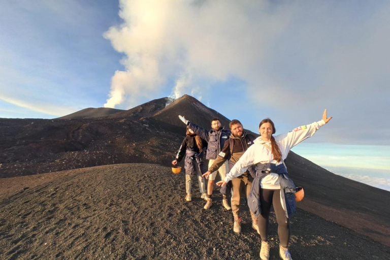 ETNA: Excursión a los Cráteres de la Cumbre en Teleférico y 4x4