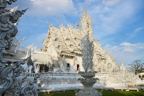From Chiang Mai: Chiang Rai's Temples and Golden Triangle White Temple, Blue Temple, Wat Phra Keaw and Golden Triangle