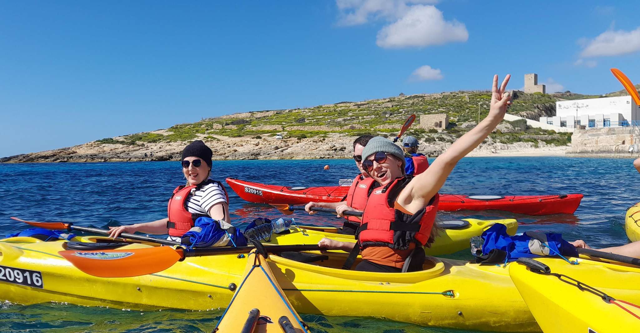 Kayak Gozo & Comino - Awesome Adventure - Housity