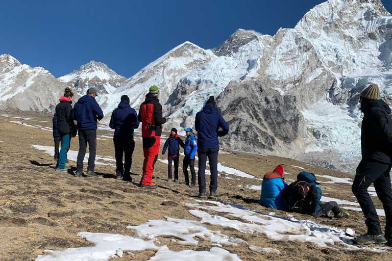 Nepal: 14-Day Everest Base Camp Trek with Lady Guide From Kathmandu : Guide+Permit Package