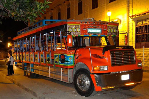 Medellín: Combo Citytour in chiva with open bar + CityTour Pablo Escobar Medellín: Combo Citytour in chiva with open bar + Pablo Escobar CityTour