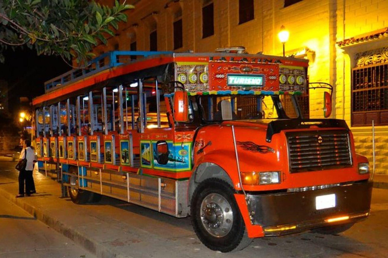 Medellín: Combo Citytour in chiva with open bar + CityTour Pablo Escobar Medellín: Combo Citytour in chiva with open bar + Pablo Escobar CityTour