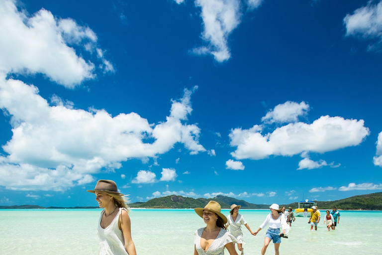 Hamilton Island: Whitehaven Beach, Hill Inlet & Lookout Dash Hamilton Island: PM Whitehaven Beach, Hill Inlet & Lookout