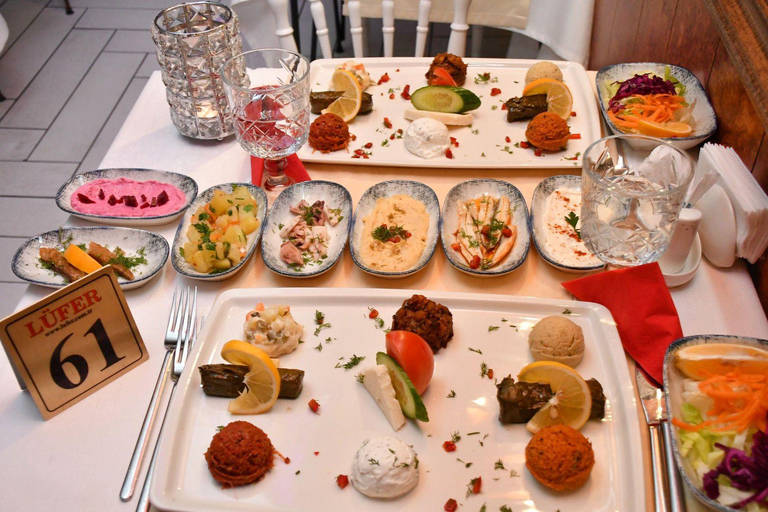 Istanbul: Bosphorus Dinner Cruise with Live Entertainment Bosphorus Dinner Cruise, Soft Drink w/ Transfer