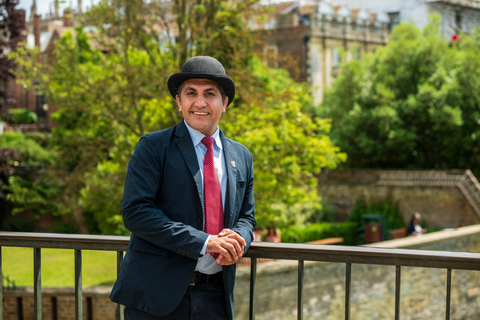 Royal Cambridge: Guided Tour of King's College & Chapel