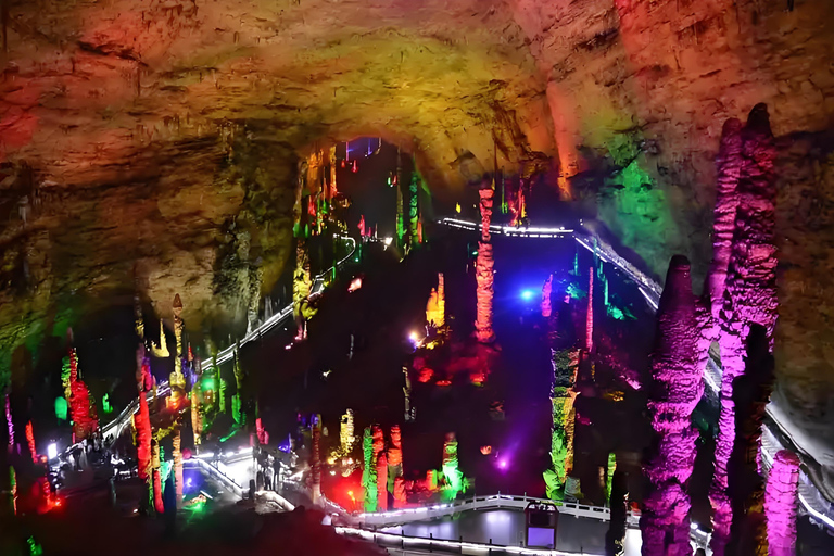 Zhangjiajie 2 Days Tour: Avatar Peaks & Sky High Wonders