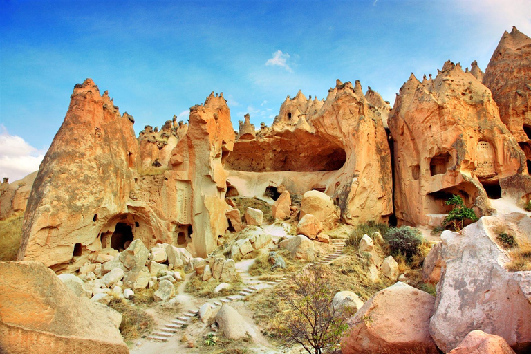 ¡Excursión de 2 días a Capadocia con almuerzo!Excursión de 2 días a Capadocia con almuerzo y entradas