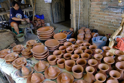 Yogyakarta ; visite à vélo des villages touristiques et du temple de Borobudur.