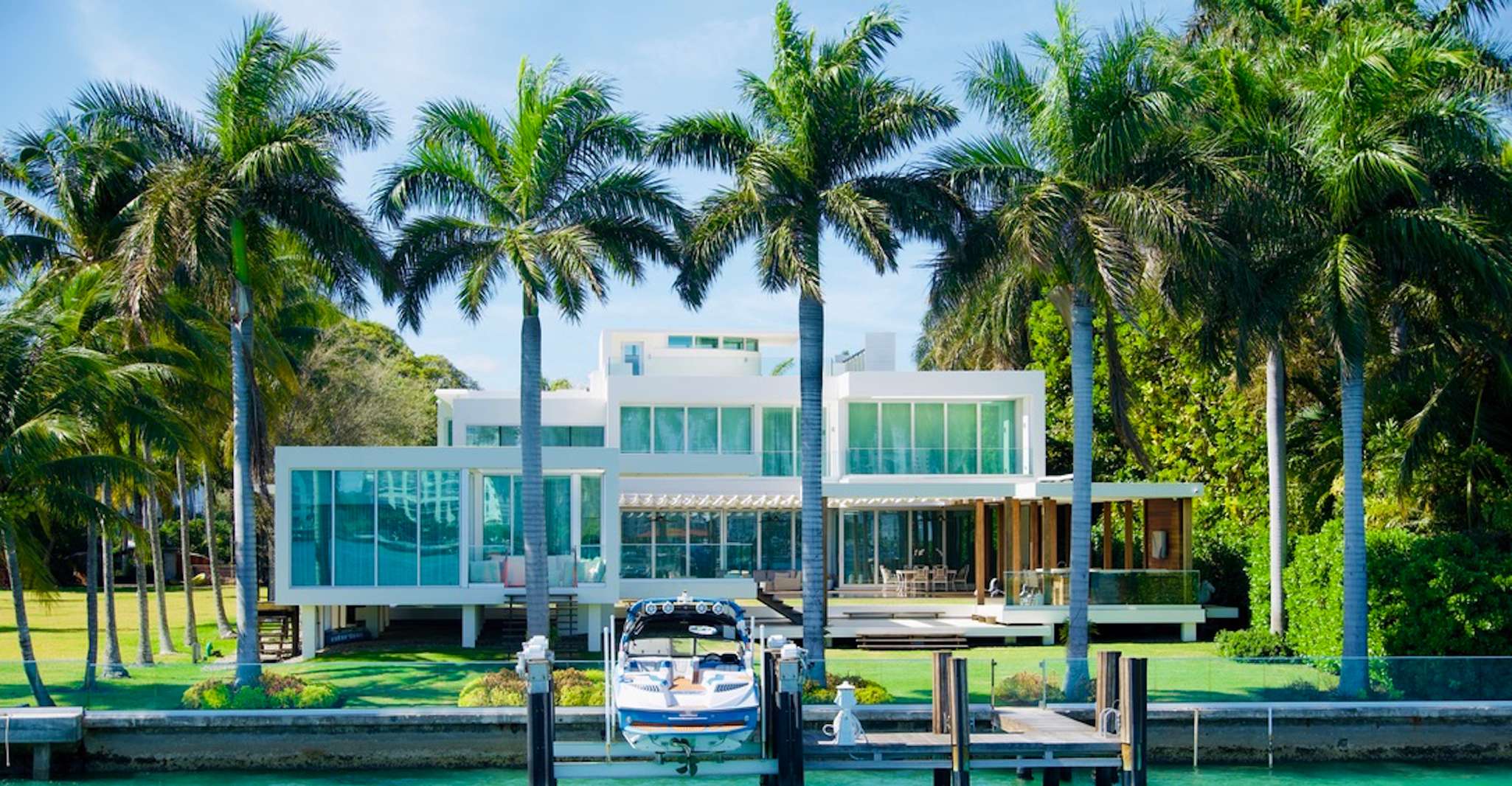 Miami Skyline & Celebrity Homes Pirate Boat Cruise photo 4