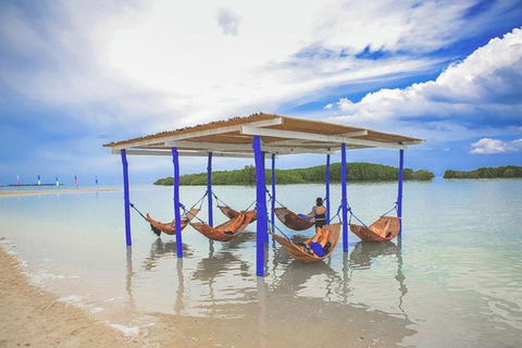 Puerto Princesa: Honda Bay Island Hopping Tour