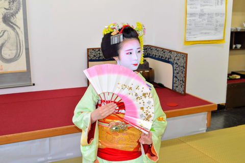 Kyoto: Treffen und Begrüßung, Maiko-Show und Erlebnis