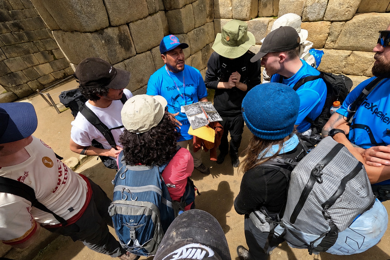 From Cusco: 2-Day Machu Picchu Tour with Train Ride