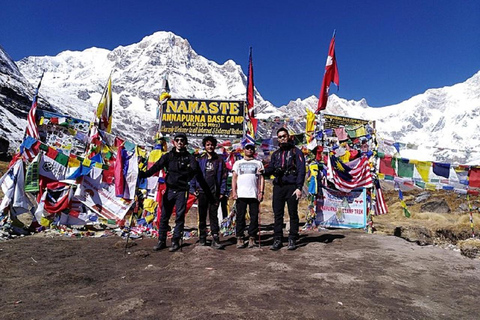 Pokhara: Caminhada de 7 dias e 6 noites no acampamento base do Annapurna HimalayasExcursão particular de trekking com refeições incluídas.