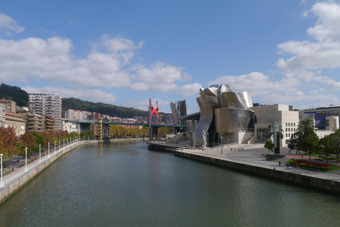 Bilbao: Women's Stories and Guggenheim Night Tour
