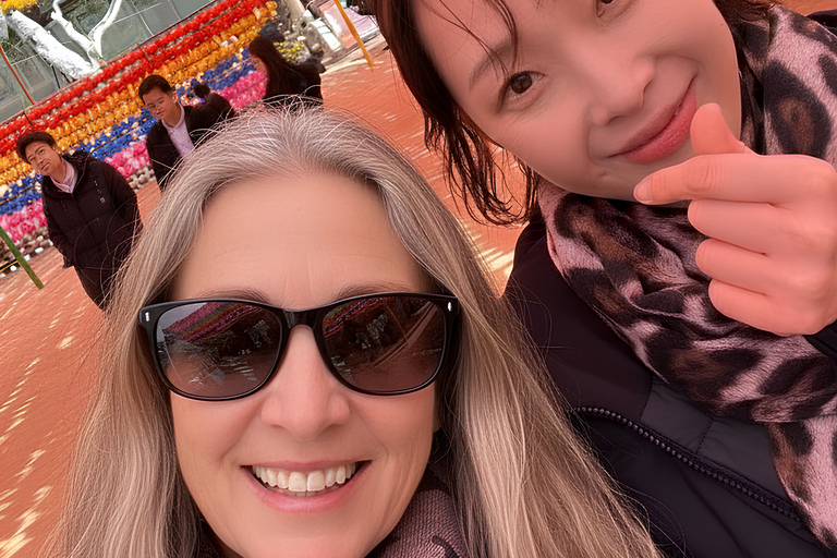 Seoul Layover: Private All-Inclusive Walking Highlights Tour