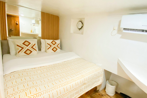 Labuan Bajo: 3-Day Komodo Sailing Luxury Boat with All Fees Deluxe Boat - Private Standar Room (2pax/room)
