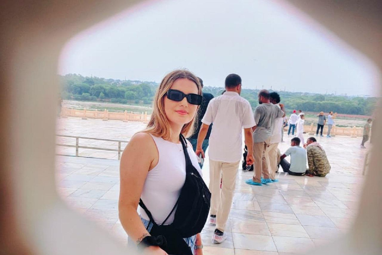 Agra: Private Taj Mahal Skip-the-Line Tour with Tickets Private Tour with Expert Guide only