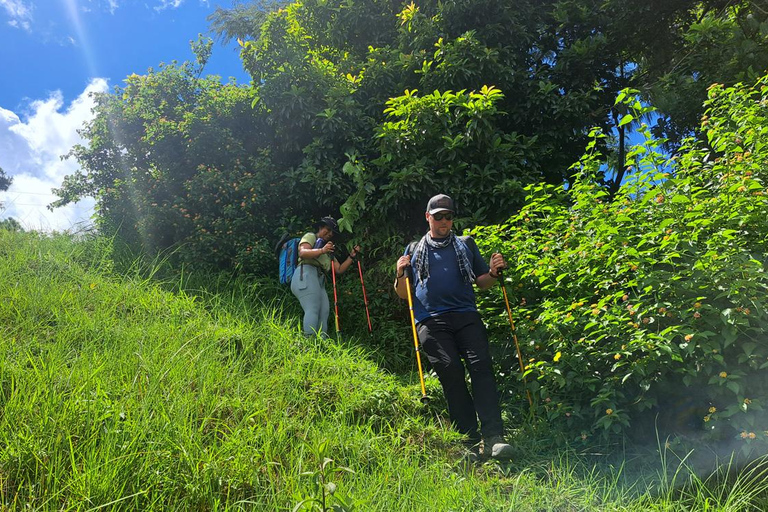 Katmandu: wschód słońca w Nagarkot i wycieczka do Dhulikhel z przewodnikiemKatmandu: Wschód słońca w Nagarkot i wycieczka do Dhulikhel z przewodnikiem