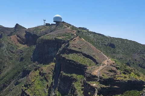 PR1 Guided Hike from Pico do Arieiro to Pico Ruivo