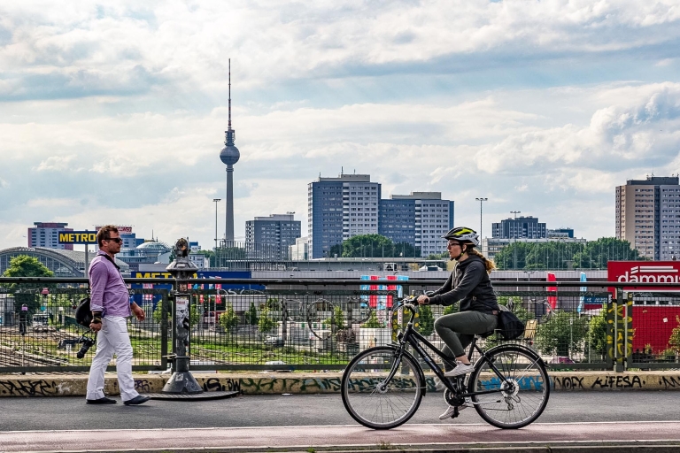 Alternative Berlin by Bike: Kreuzberg i FriedrichshainTour Publiczna w języku angielskim