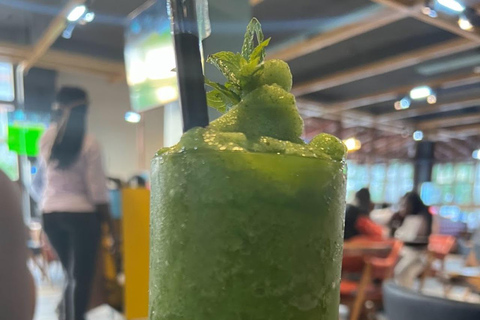 Accra: Exclusive East Legon Nightlife Tour with Cocktails