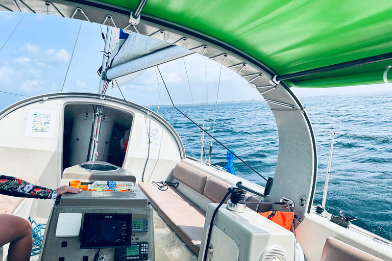 Guadalupa: Tour ecologico in barca a vela Ti-Bo in laguna