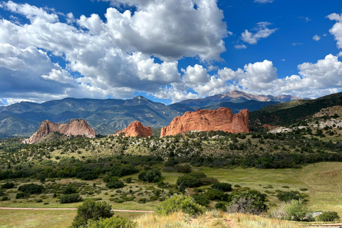 Colorado Springs: Garden of the Gods Guided Jeep Tour