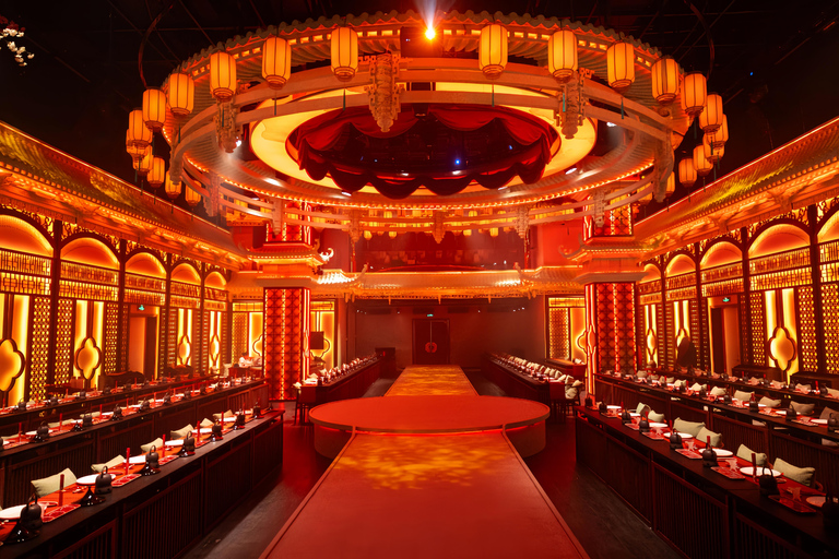 Immersive Six Dynasties Dining & Show Experience in Nanjing Regular Seat Meal+Costume+Headwear+Makeup（3 days in advance）