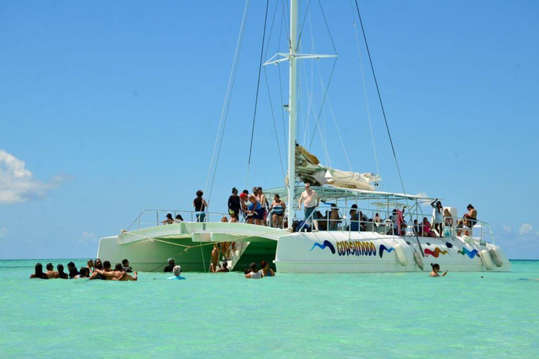 Excursión a Isla Saona desde Punta Cana con almuerzo y bar libre