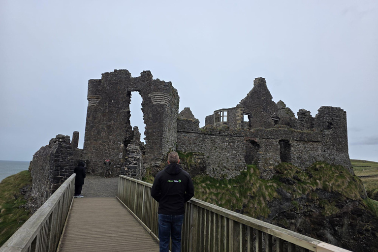 Giants Causeway: Private Causeway Coast Tour with Guide