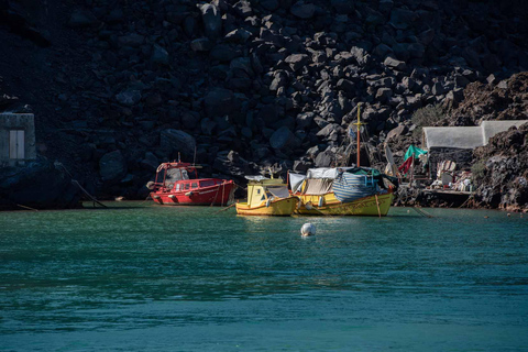 Santorini: Volcano, Hot Springs, and Thirasia Boat Tour With pick-up