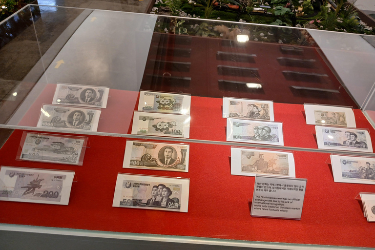 Meeting a North Korean Defector & North Korean Border